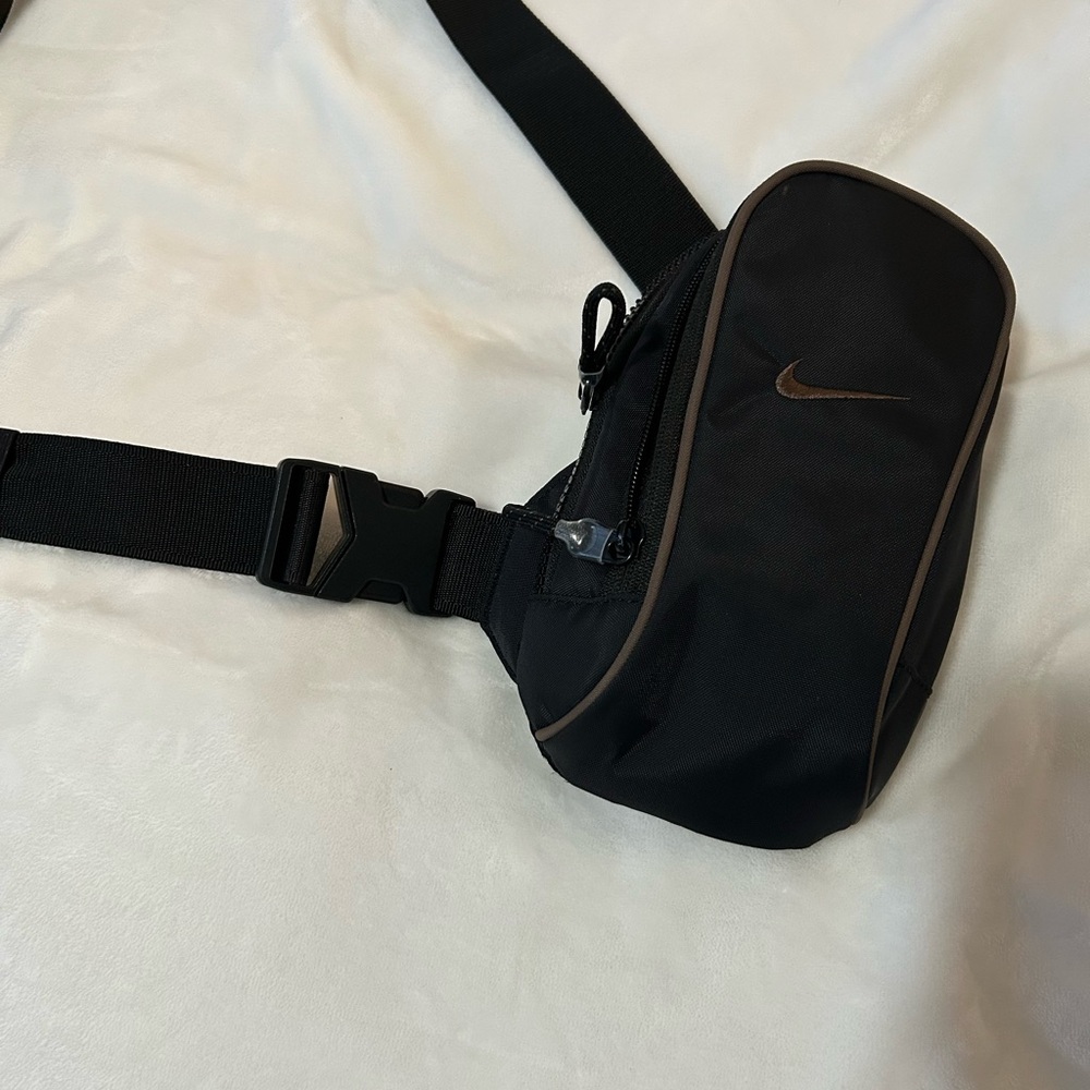 Nike Black Crossbody Bag